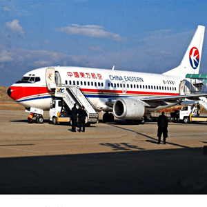 黄花空运公司航空快运业稳步发展的原因是什么？